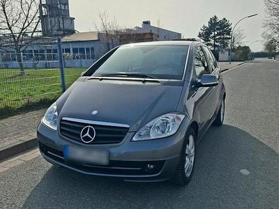 Gebraucht Mercedes A160 95 PS (69 kW) 2009 Grau Limousine