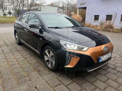 Gebraucht Hyundai Ioniq Premium 88 kW (120 PS) 2018 Schwarz Kleinwagen