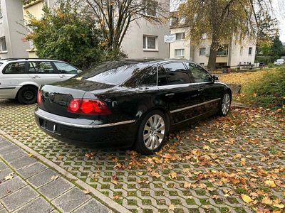 VW Phaeton