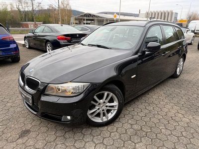 Gebraucht BMW 318 Lifestyle 143 PS (105 kW) 2011 Schwarz Kombi