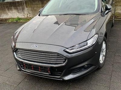 Grau Gebraucht 2018 Ford Mondeo ST-Line Kombi | 16.800 € (Fairer Preis)