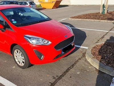 Rot Gebraucht 2019 Ford Fiesta Trend Kleinwagen | 7.800 € (Guter Preis)