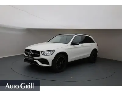 Używany Mercedes GLC400d AMG 330 KM (242 kW) 2022 Biały SUV
