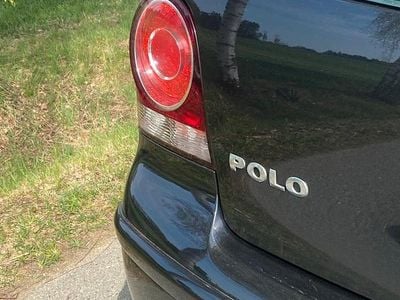Second-hand VW Polo Comfortline 80 CP (58 kW) 2006 Negru Hatchback