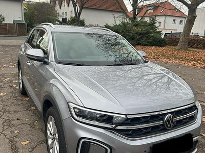 Second-hand VW T-Roc 150 CP (110 kW) 2022 Gri SUV