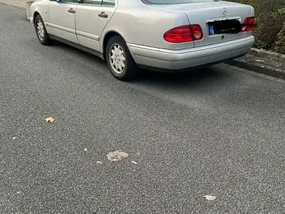 Gebraucht Mercedes E200
