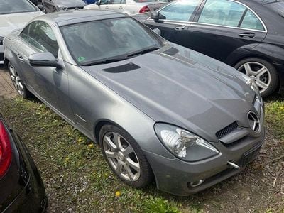Second-hand Mercedes SLK200 Sport 184 CP (135 kW) 2010 Argintiu Cabrio