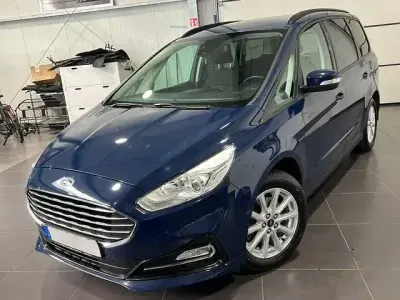 Begagnad Ford Galaxy 150 HK (110 kW) 2020 Blå Minibuss
