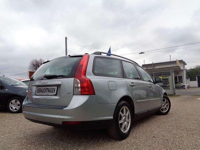 Gebraucht Volvo V50 125 PS (91 kW) 2008 Silber Kombi