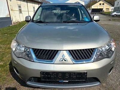 Gebraucht Mitsubishi Outlander 170 PS (125 kW) 2009 Beige SUV
