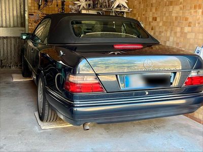 Gebraucht Mercedes E220 Sportline 150 PS (110 kW) 1996 Andere farben Cabrio