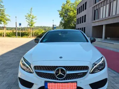 Gebraucht Mercedes C300 AMG 245 PS (180 kW) 2016 Weiß Coupé
