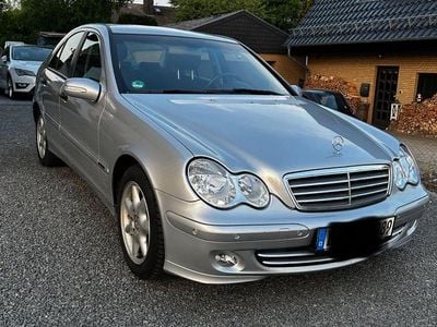 Mercedes 200