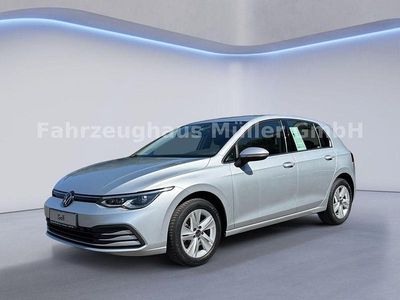 Gebraucht VW Golf VIII 116 PS (85 kW) 2023 Silber Limousine