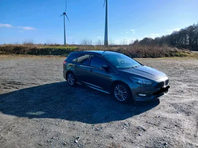 Usata Ford Focus ST-Line 125 CV (91 kW) 2018 Grigio Station wagon