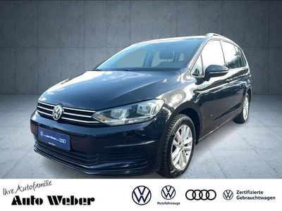 Deep black perleffekt (metallic) Gebraucht 2018 VW Touran Comfortline Van / Kleinbus | 16.880 € (Fairer Preis)