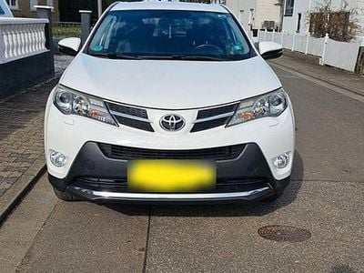 Begagnad Toyota RAV4 151 HK (111 kW) 2013 Vit SUV