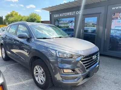 Gebraucht Hyundai Tucson Style 136 PS (100 kW) 2019 Grau SUV