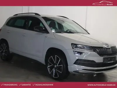 Gebraucht Skoda Karoq SportLine 150 PS (110 kW) 2020 Grau SUV