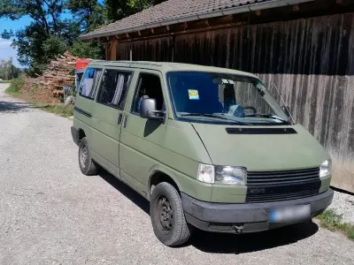 Gebraucht VW T4 68 PS (50 kW) 1993 Grün Van