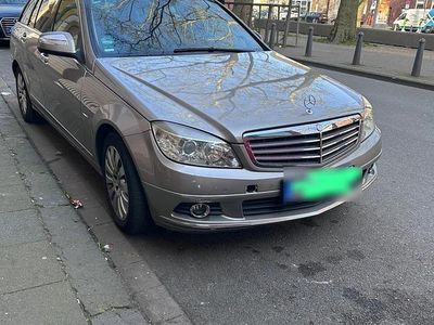 Gebraucht Mercedes C220 170 PS (125 kW) 2007 Grau Kombi