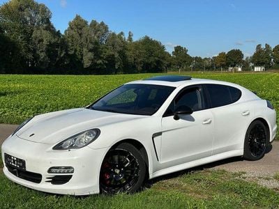 Porsche Panamera S