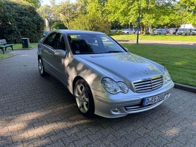 Mercedes C200