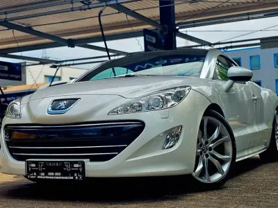 Gebraucht Peugeot RCZ 156 PS (114 kW) 2012 Weiß Coupé