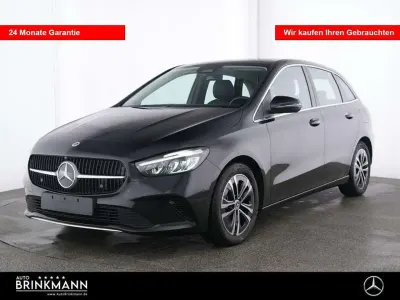 Używany Mercedes B200 Advanced 163 KM (119 kW) 2025 Czarny Minivan