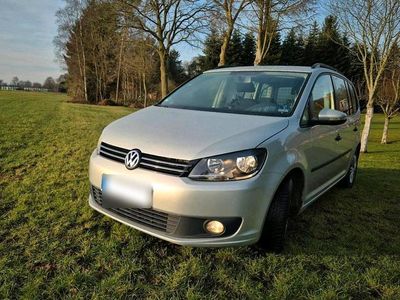 Usata VW Touran 140 CV (102 kW) 2015 Argento Monovolume
