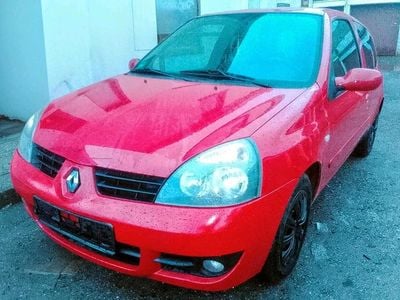 Gebraucht Renault Clio II 60 PS (44 kW) 2007 Kleinwagen