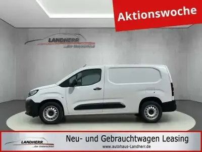 Gebraucht Opel Combo Edition 131 PS (96 kW) 2025 Weiß Van / Kleinbus