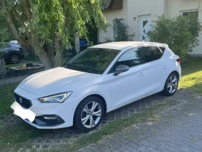 Gebraucht Seat Leon FR 110 PS (80 kW) 2021 Weiß Limousine