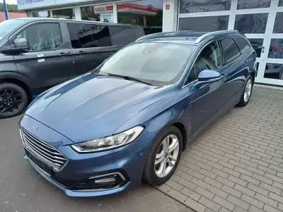 Gebraucht Ford Mondeo Titanium 190 PS (139 kW) 2019 Chromablaumetallic Kombi