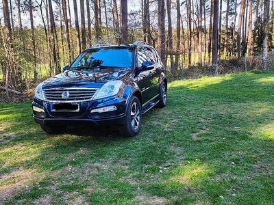 Gebraucht Ssangyong (KGM) Rexton 178 PS (130 kW) 2016 Blau SUV