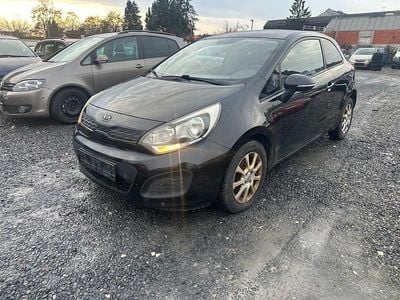 Schwarz Gebraucht 2012 Kia Rio Edition 7 | 2.200 € (Superpreis)