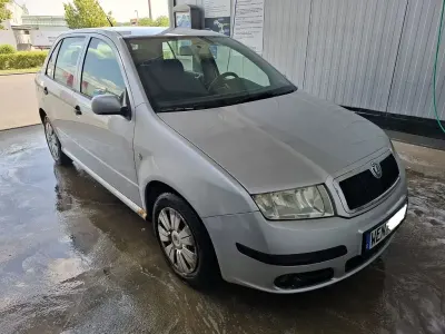Gebraucht Skoda Fabia Ambiente 75 PS (55 kW) 2005 Silber Limousine