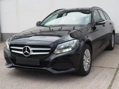 Gebraucht Mercedes C220 170 PS (125 kW) 2014 Schwarz Kombi