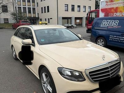 Gebraucht Mercedes E220 190 PS (139 kW) 2017 Beige Kombi