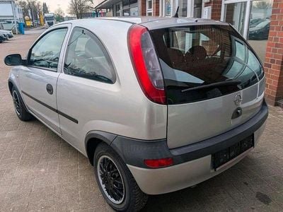 Gebraucht Opel Corsa 75 PS (55 kW) 2001 Silber Kleinwagen