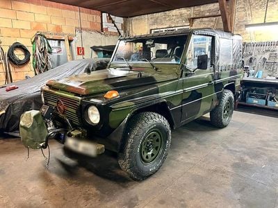Second-hand Mercedes G250 92 CP (67 kW) 1992 Verde SUV