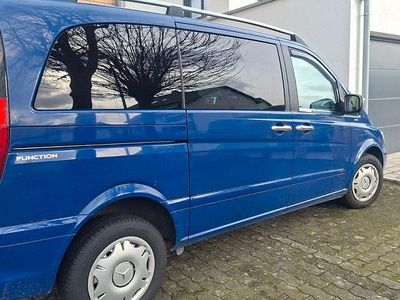 Gebraucht Mercedes Viano 136 PS (100 kW) 2012 Blau Van / Kleinbus