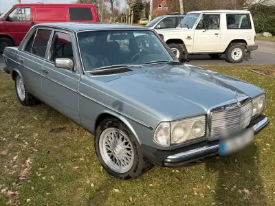 Gebraucht Mercedes 300 88 PS (64 kW) 1979 Limousine