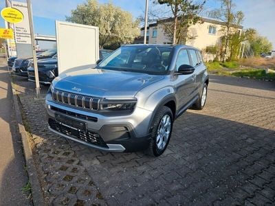 Grau Gebraucht 2024 Jeep Avenger Altitude SUV | 17.599 € (Etwas zu teuer)