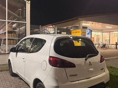 Gebraucht Mitsubishi Colt 90 PS (66 kW) 2008 Weiß Kleinwagen