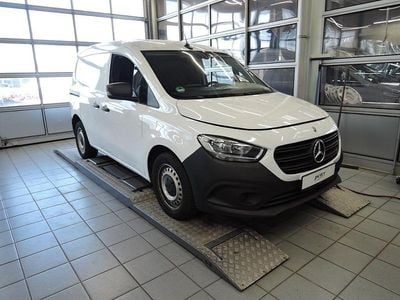 Gebraucht Mercedes Citan 112 116 PS (85 kW) 2022 Weiß arktikweiß Van / Kleinbus
