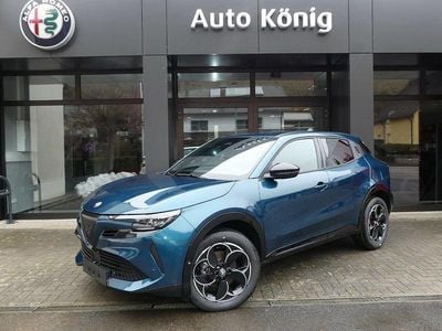 Neu Alfa Romeo Junior Ti 145 PS (106 kW) 2026 Blau SUV