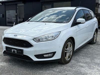 Usata Ford Focus 120 CV (88 kW) 2015 Bianco Berlina