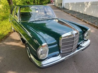 Gebraucht Mercedes 250 1968 Grün Limousine