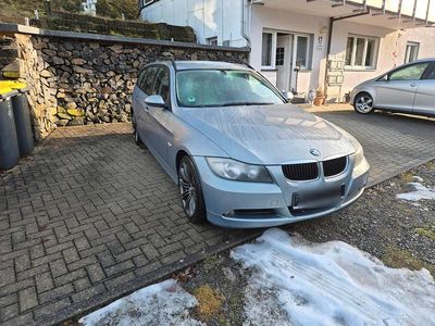 Gebraucht 2006 BMW 320 Kombi | 2.900 €